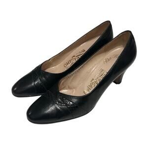 Vintage Salvatore Ferragamo Leather Pump Heels
